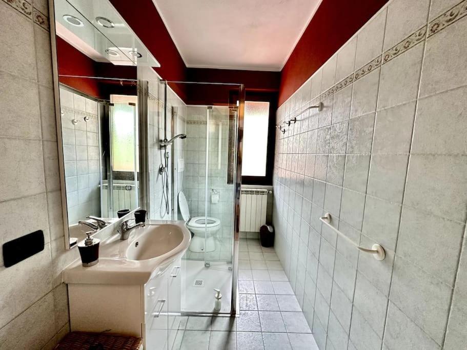 3Br Villetta Con Panoramica Sul Lago Несо Екстериор снимка