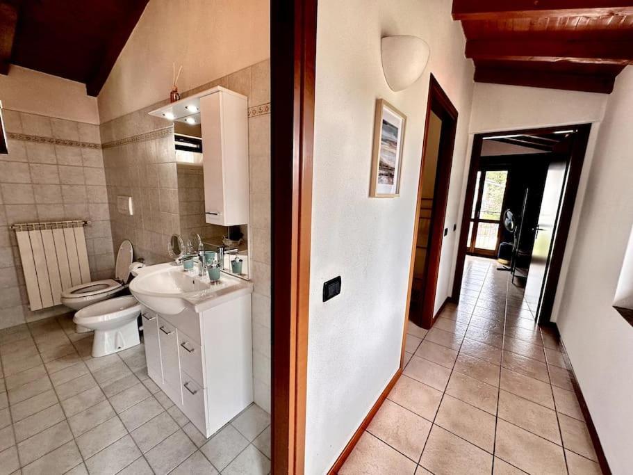 3Br Villetta Con Panoramica Sul Lago Несо Екстериор снимка