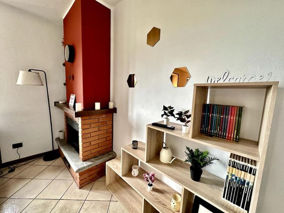 3Br Villetta Con Panoramica Sul Lago Несо Екстериор снимка